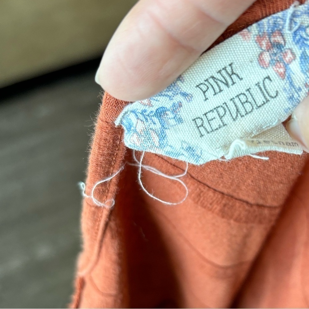 Pink Republic long sleeve basic top. Size Small - Picture 4 of 12
